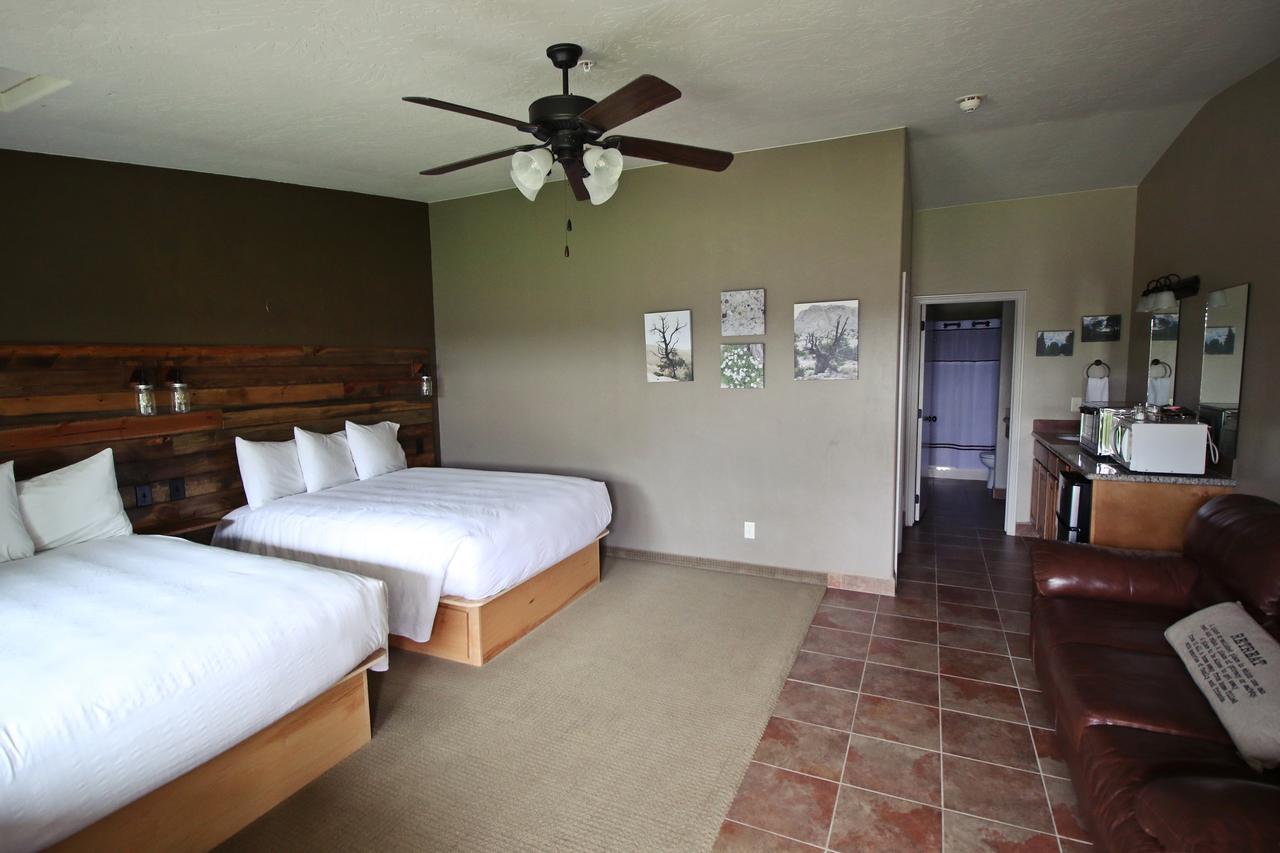 Hidden Canyon Retreat Hotel